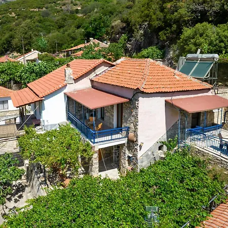 Mountain Stone Ferienhaus